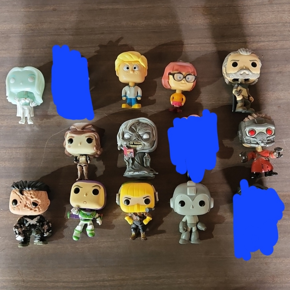 Out of box figure bundle